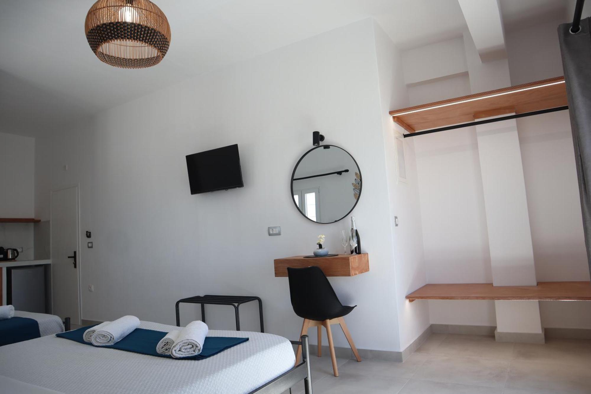 Pension St.George Rooms & Studios Perivolos  Exterior photo